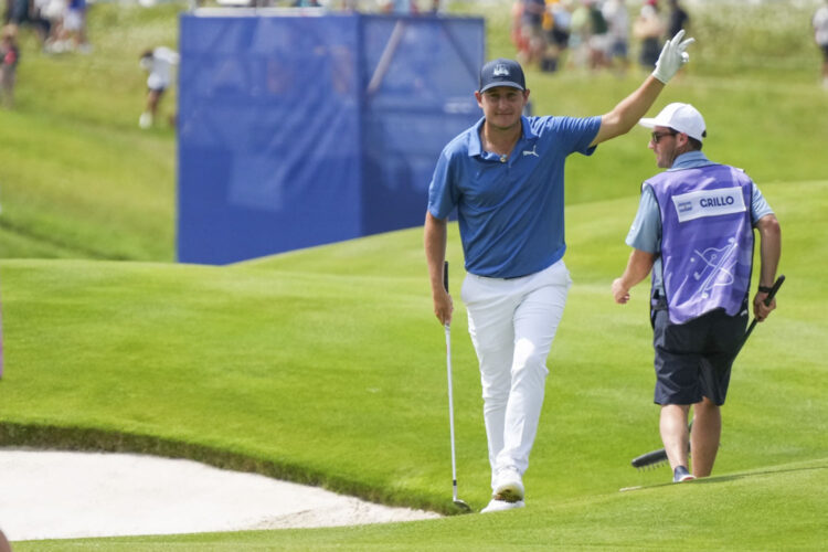 Emiliano Grillo tuvo un gran inicio y terminó tercero en la primera ronda de golf