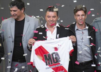 Gallardo fue presentado como el nuevo DT de River: «Estoy en el lugar al que pertenezco»