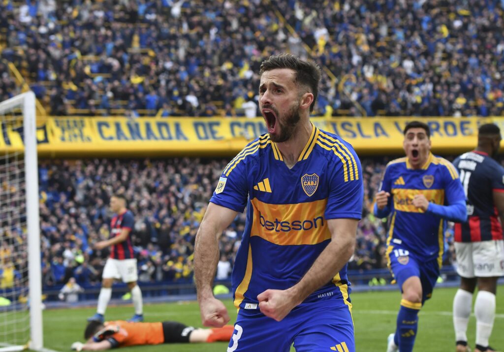 Boca le ganó 3-2 a San Lorenzo en un partidazo lleno de emociones