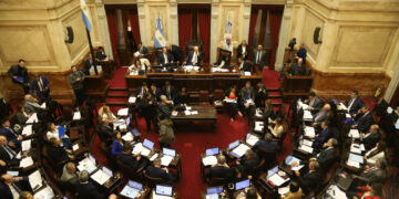 El Senado aprobó el proyecto que aumenta las jubilaciones y modifica su actualización