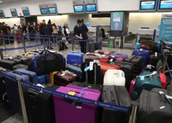 Los aeronáuticos sorprendieron con un nuevo paro y hubo demoras en los vuelos