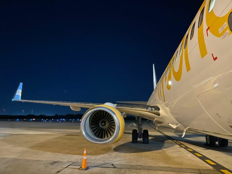 En plena tormenta eléctrica, un rayo impactó en el ala de un avión que volaba a Córdoba