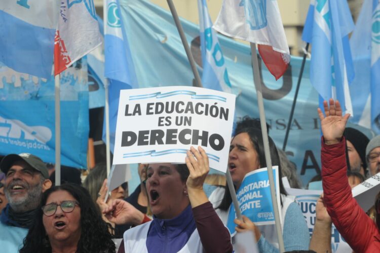 La UEPC rechazó la media sanción de la educación como servicio esencial: "Se está cercenando el derecho a huelga"