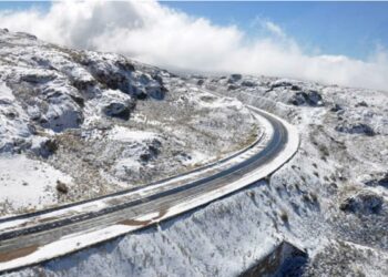 La nieve transformó las Altas Cumbres en un paisaje invernal único