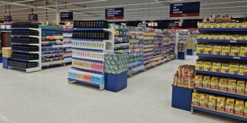 Otro supermercado de Córdoba comienza a recibir dólares «cara chica» como forma de pago