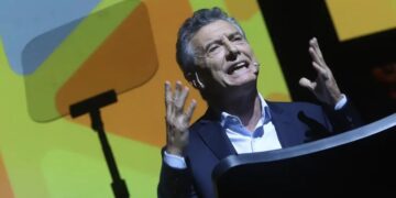 Macri: «Hay una oportunidad única, la gente dijo sí a la motosierra»