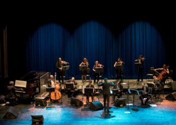 Interpretación de tangos históricos en un concierto