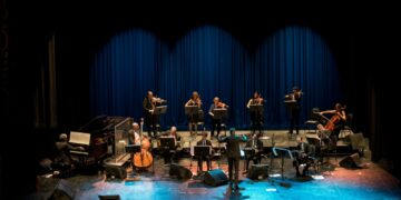 Interpretación de tangos históricos en un concierto
