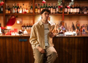 Voz emergente y un show gratuito con invitados