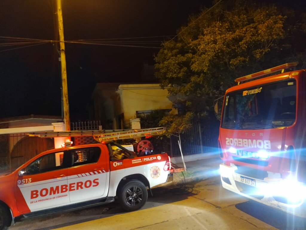 Un incendio en un geriátrico obligó a evacuar a 28 adultos mayores durante la madrugada