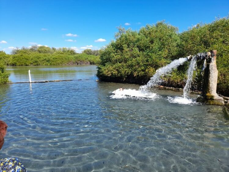 Aguas cristalinas y a 40 grados: así son las Termas de El Quicho, escondidas en Córdoba