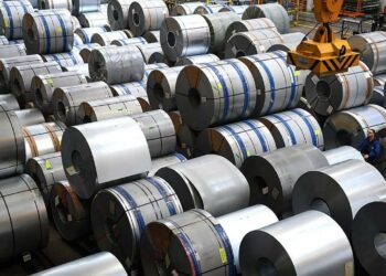 El Gobierno abre la importación de acero e insumos industriales