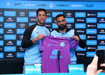 Juan Espínola fue presentado como nuevo arquero de Belgrano