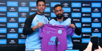 Juan Espínola fue presentado como nuevo arquero de Belgrano