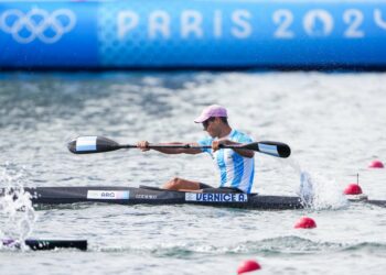 Rojas y Bernice se metieron en las semifinales de canotaje