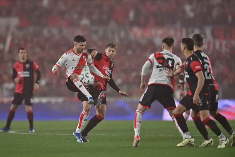 River igualó ante Newell´s y no puede prenderse en la lucha del campeonato