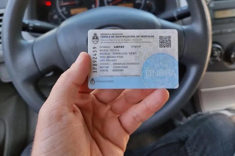 Concesionarios advierten que eliminar la Cédula Azul es una mala idea y que traerá “más problemas que soluciones”