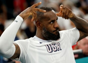 Se definen los dos finalistas en básquet