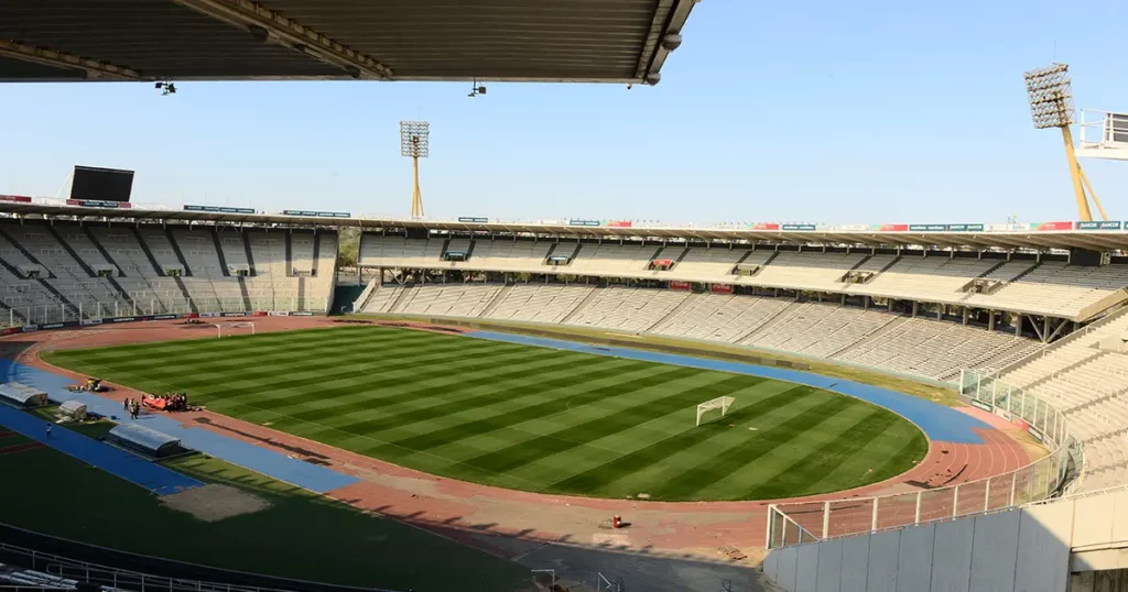 Modifican la ubicación de la hinchada de Paranaense para el partido con Belgrano