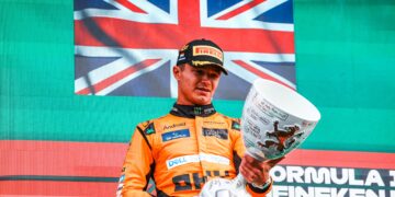 Norris le arrebató el triunfo a Verstappen en su tierra