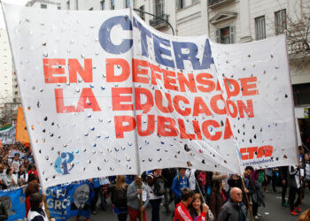 Frenan el cobro de Ganancias para los docentes