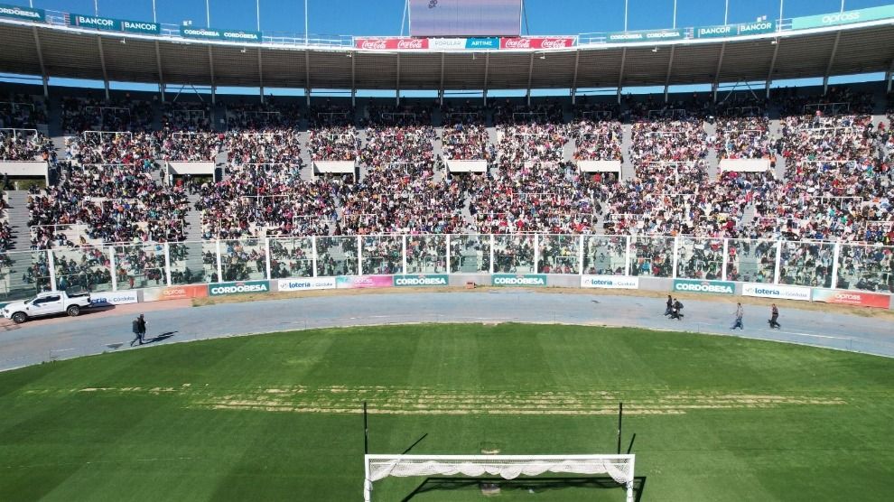 Más de 45.000 personas celebraron el Día de las Infancias en el Kempes con música, sorteos y actividades