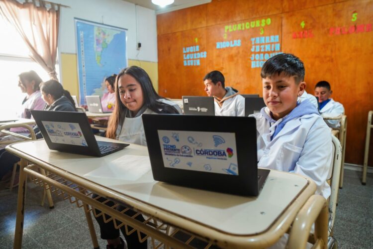 Más de 600 escuelas rurales tendrán internet de alta velocidad