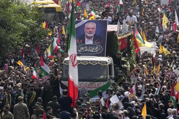 El masivo adiós al líder de Hamás, Ismail Haniyeh, en el centro de Teherán.