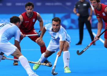 Los Leones dejaron escapar el triunfo sobre el final, pero ya espera en cuartos