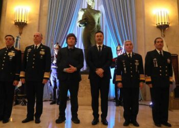 Se tensa la relación entre los hermanos Milei con Villarruel