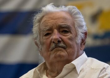 Mujica dijo estar “deshecho” por su tratamiento