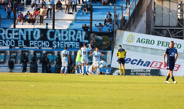 Triunfazo de Racing en Jujuy