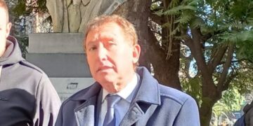 Piden que la UCR cordobesa «no se arrodille» ante los hermanos Milei