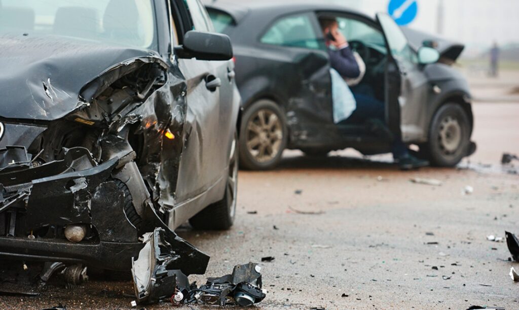 Cómo actuar tras un accidente de tránsito: pasos clave para protegerse y evitar problemas