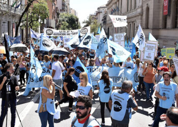 Venció la conciliación obligatoria y la UEPC  inicia un paro por 48 horas