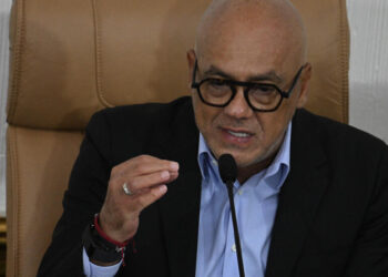 El chavismo tildó de “basura” a los veedores electorales