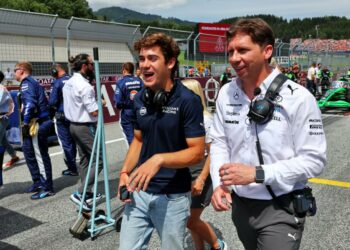 El jefe de equipo de Williams felicitó a Colapinto: «Fue una primera carrera fantástica»