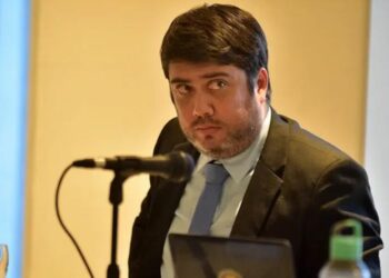 El ex juez provincial Martín Flores fue condenado a prisión domiciliaria por abuso sexual