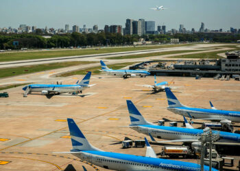 Paro de pilotos: no habrá vuelos de Aerolíneas Argentinas de 5 a 14 este viernes