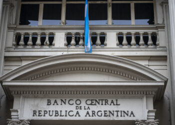 El Banco Central redujo la intervención en el mercado cambiario durante agosto