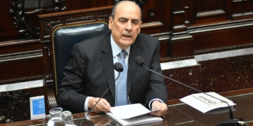 Francos presentó el informe de gestión: «No se cambiarán las reglas de juego»
