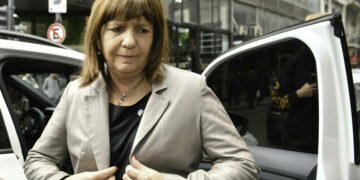 Bullrich fue denunciada por abuso de autoridad durante la marcha contra el veto presidencial