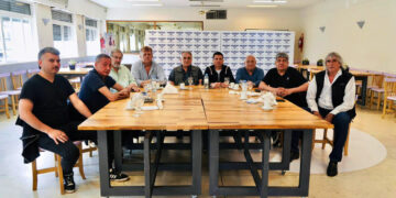 Los sindicatos se reunieron tras el anuncio del Gobierno de Aerolíneas Argentinas