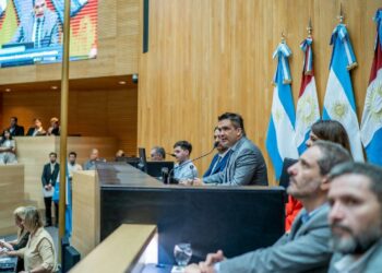 Entre tensión y cruces, la Legislatura de Córdoba no derogó la ley sobre juego online