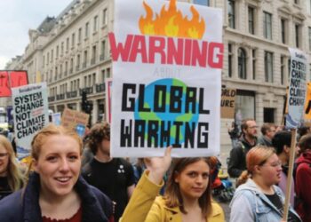 Consensos, disensos, y nuevas dependencias