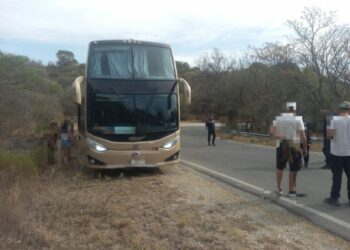 Una ciclista murió tras ser embestida por un colectivo en el Camino de las cien curvas