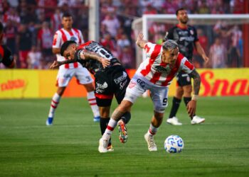 Instituto no pudo de local y perdió ante Barracas Centra