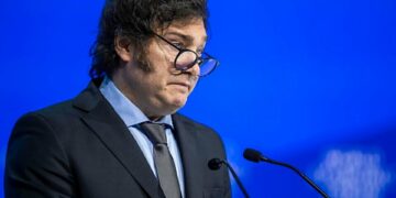 El presidente anunció que vetará la ley de Financiamiento Universitario aprobada por el Congreso