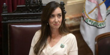 Villarruel se mostró en contra del acuerdo con Reino Unido: «¿Nos toman por tontos?»