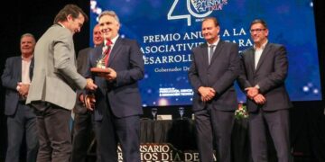 Llaryora ante el sector industrial cordobés: «Cuenten con el apoyo de este Gobierno»